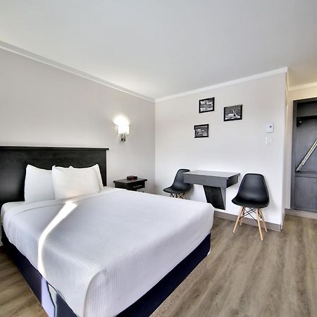 Motel Newstar Laval Ngoại thất bức ảnh