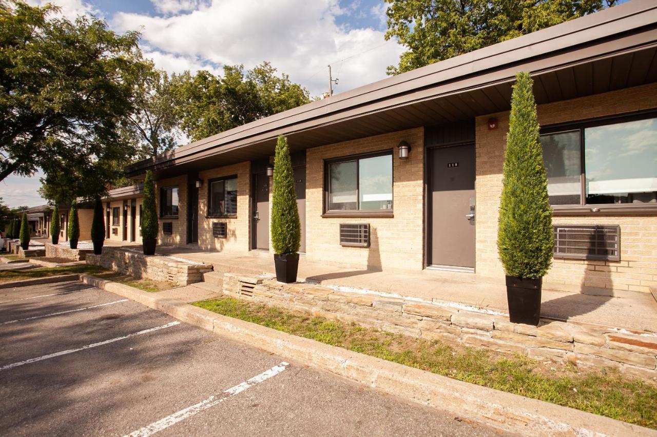 Motel Newstar Laval Ngoại thất bức ảnh