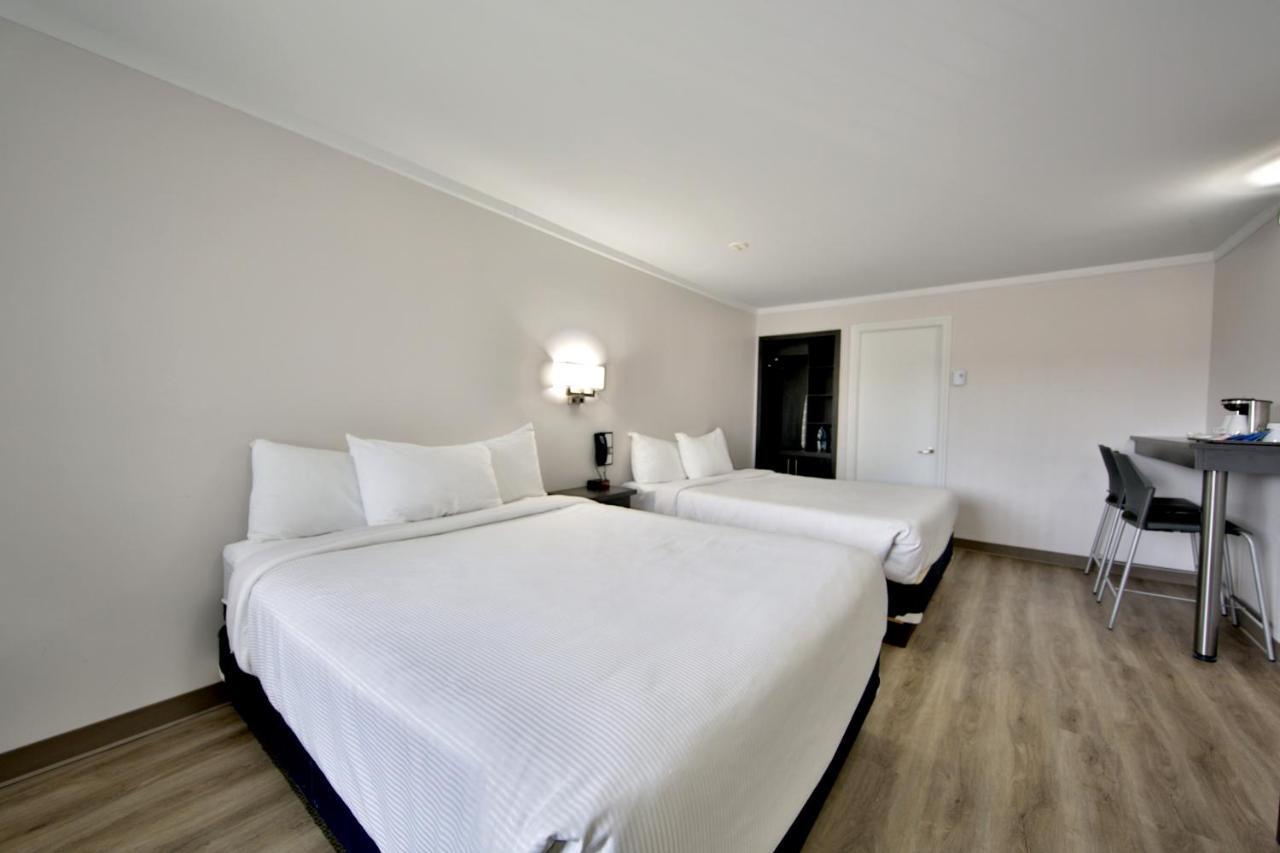 Motel Newstar Laval Ngoại thất bức ảnh